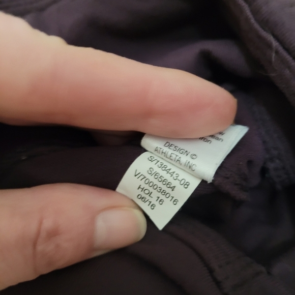 Athleta High Waisted Metro Leggings W/ Front & Back Pockets Plum Size XS - Picture 11 of 13